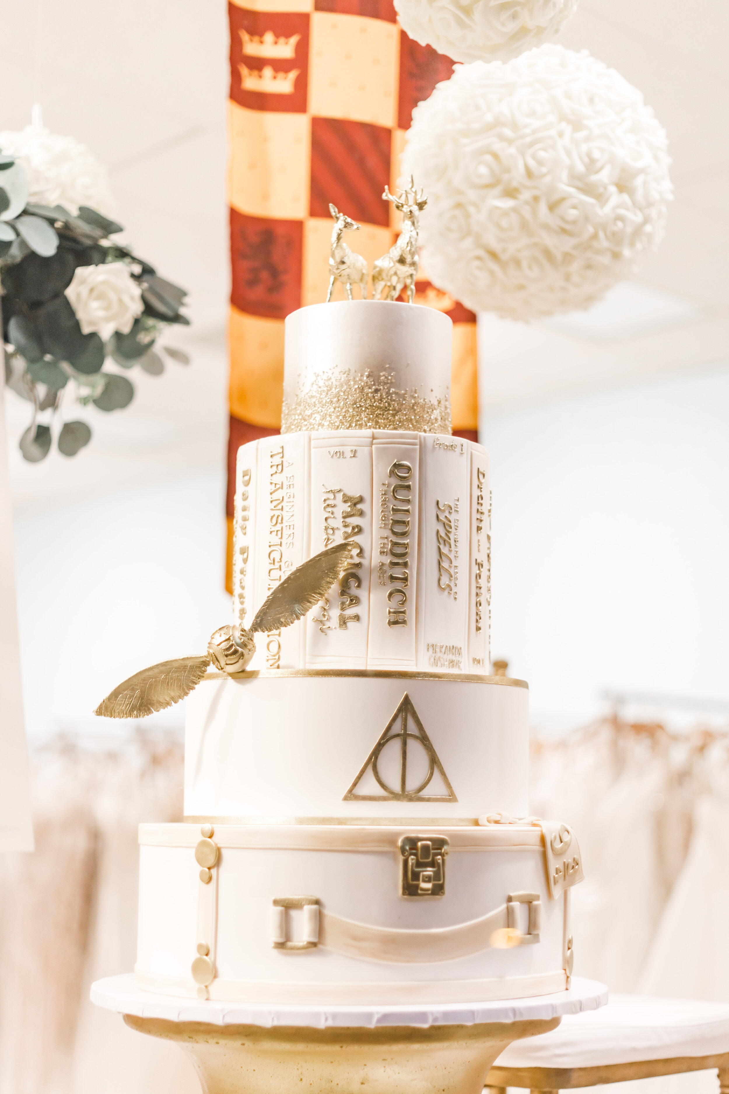 harry-potter-wedding-cake.jpg