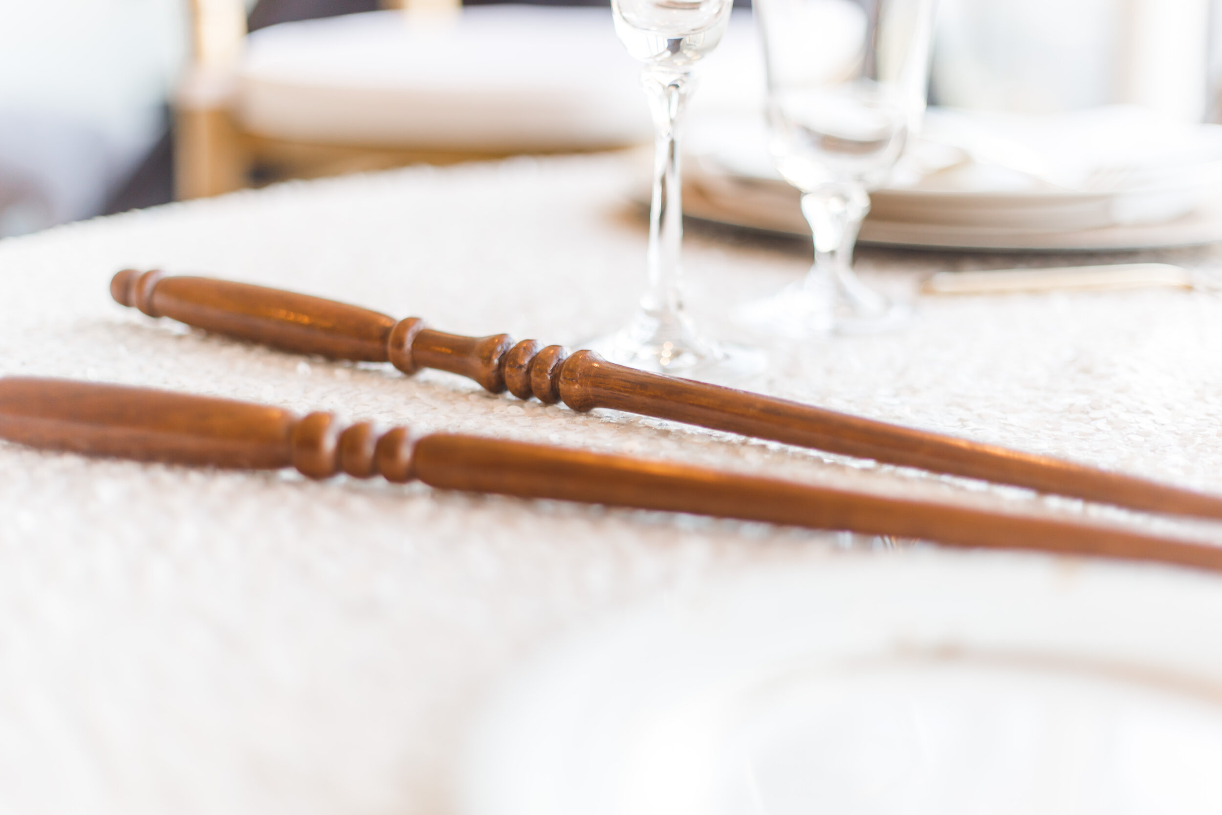 harry-potter-wedding-wands.jpg