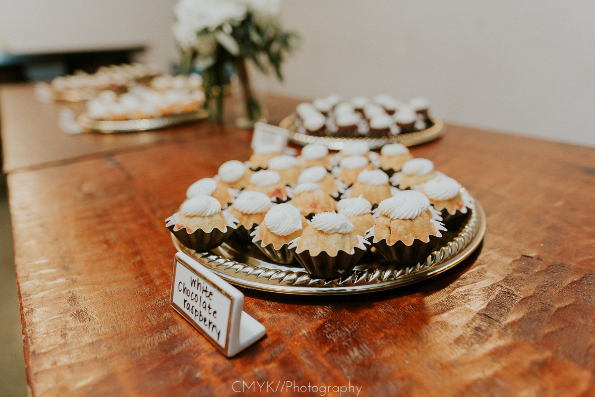 Sacramento_wedding_nothing_bundt_cakes.jpg
