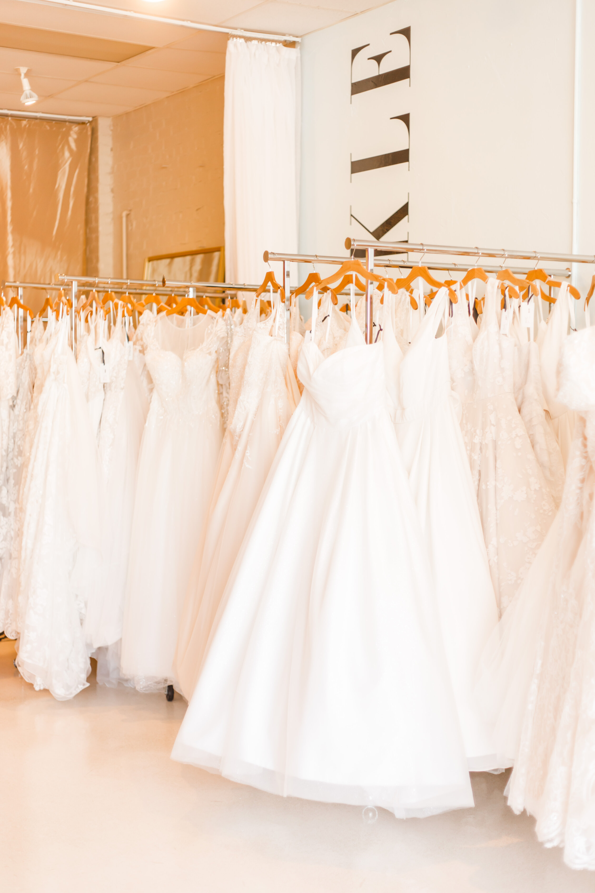 sparkle-bridal-salon.jpg
