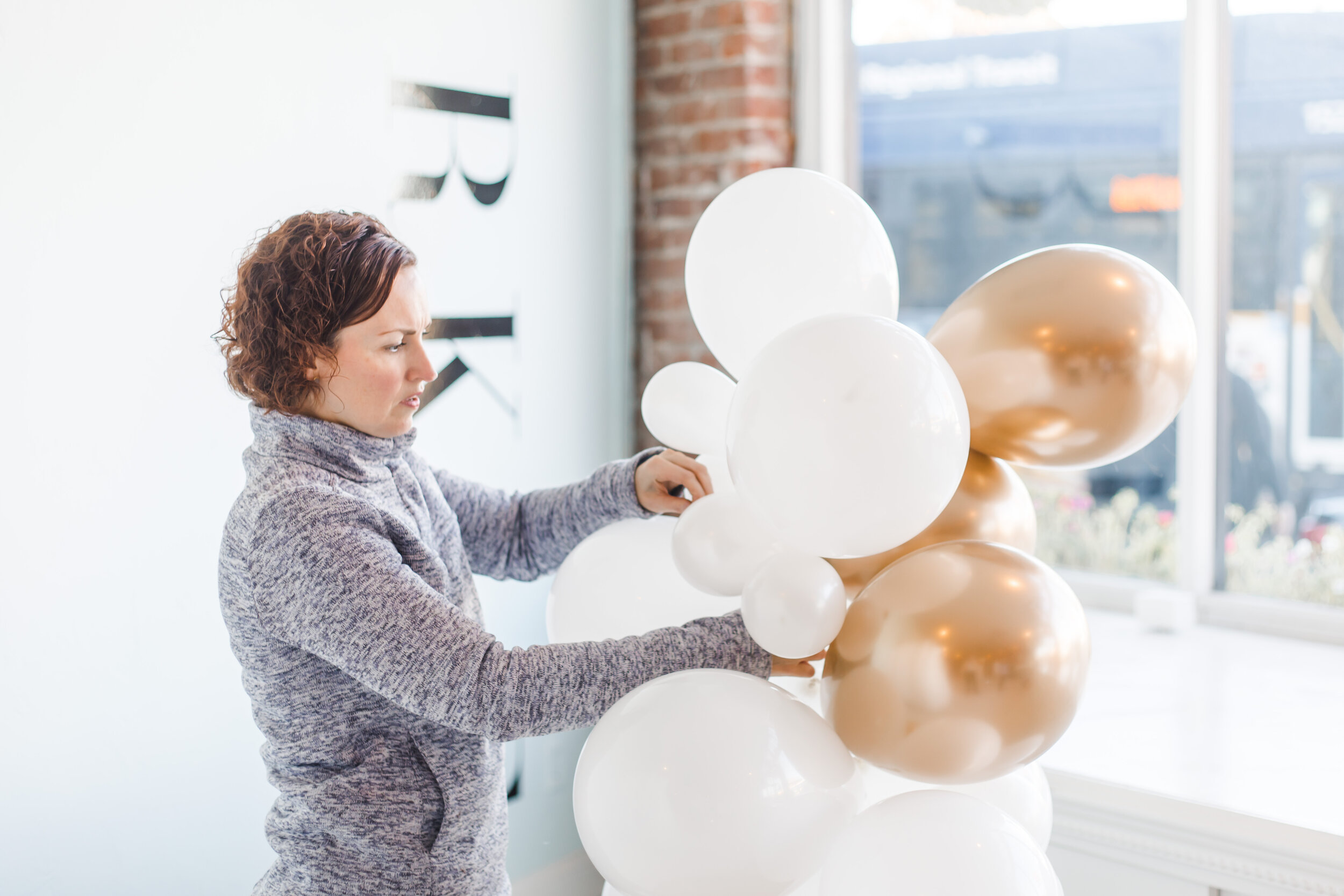 white-and-gold-balloons.jpg