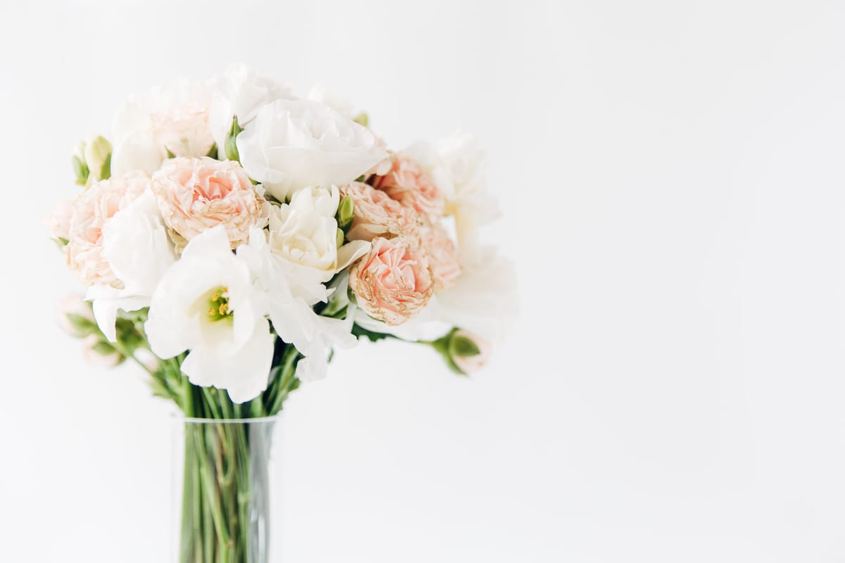 How Many Wedding Florals Do You Need?