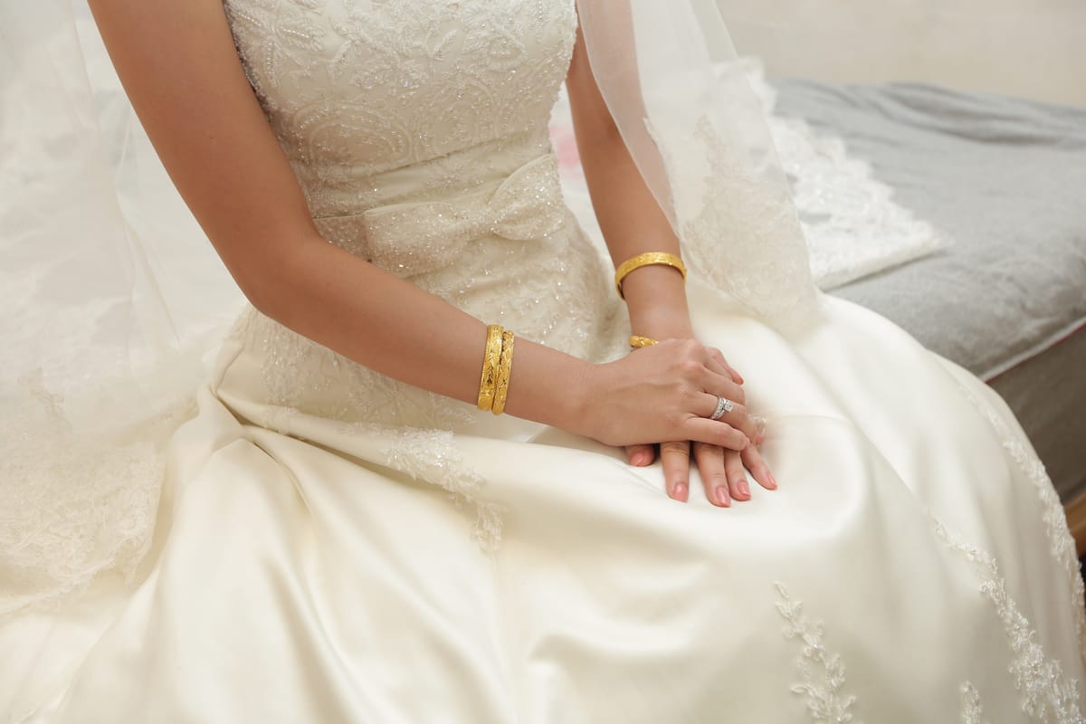 Top 10 Tips for Wedding Dress Shopping