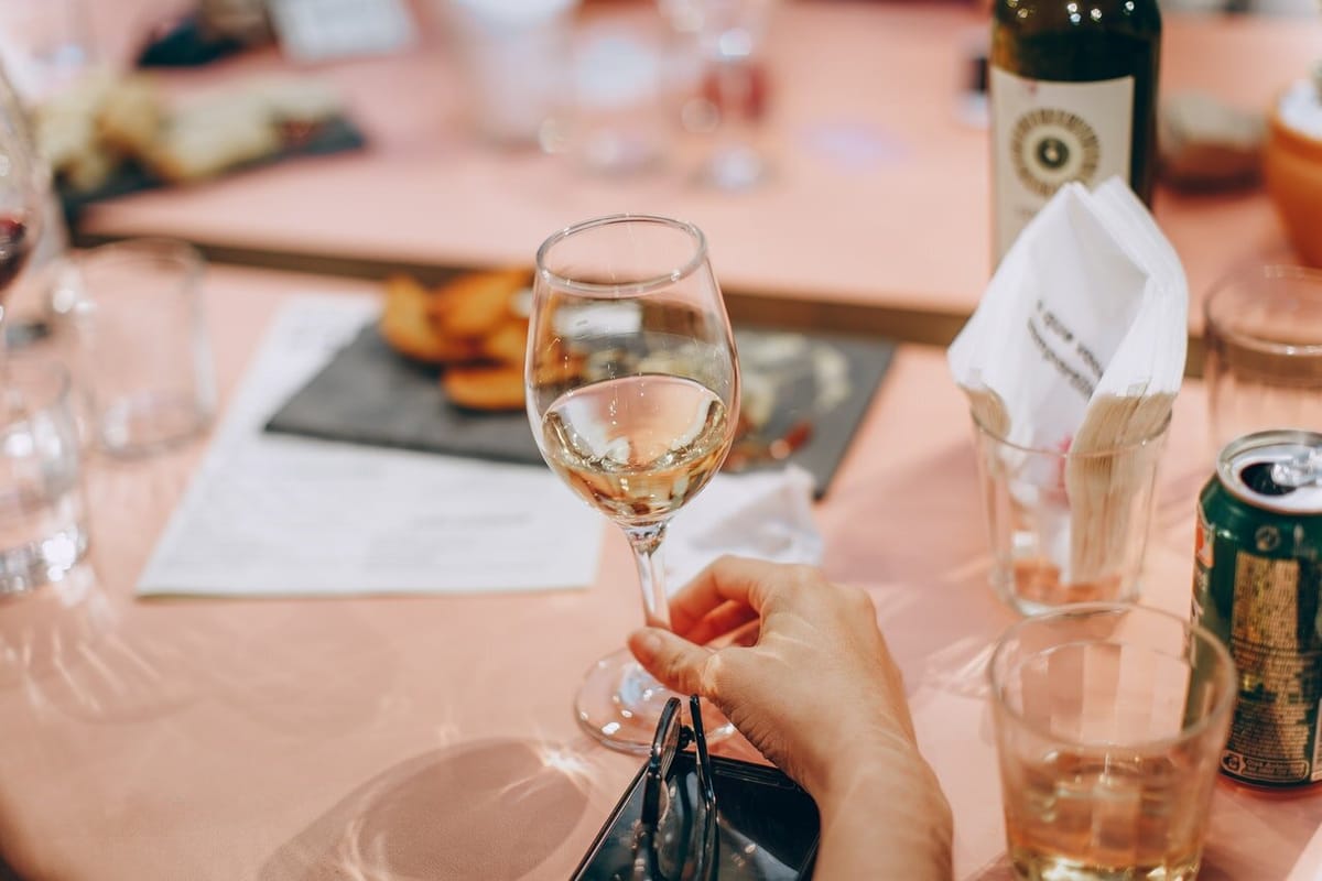 How Much Alcohol Do You Need for Your Wedding?