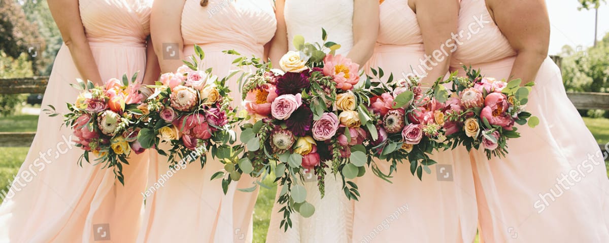 Best Bridesmaid Flowers for Every Wedding Season