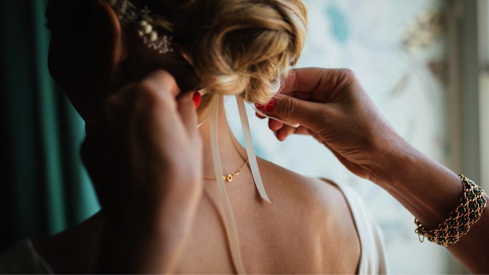How to Have Your Best Wedding Day Hair