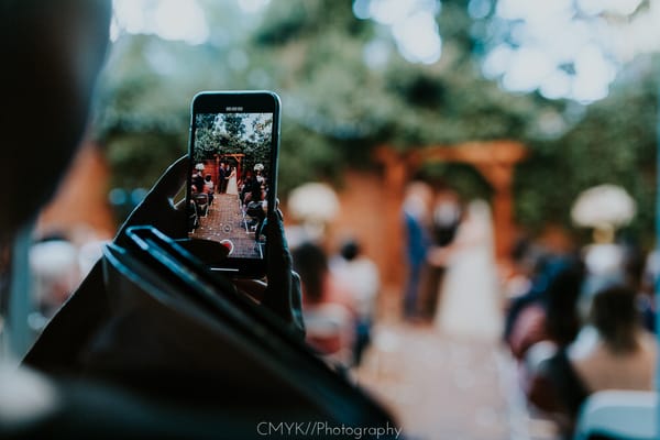 Guide to Tipping Wedding Vendors