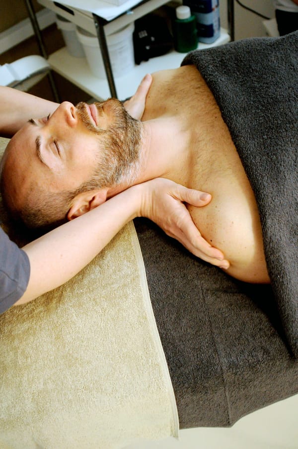 5 Essential Pre-Wedding Grooming Treatments for Men