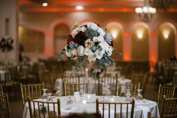 Art-Inspired Wedding Decor Ideas