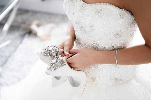 Post-Wedding Checklist You Didn't Know You Needed
