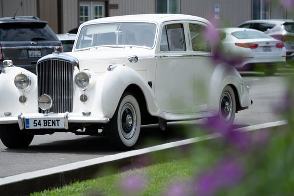 Your Guide to Wedding Transportation