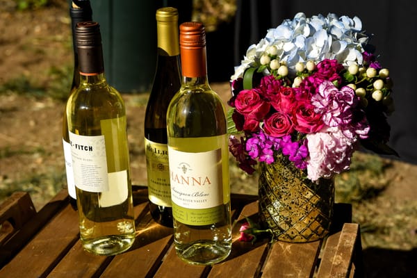 How to Choose Wines for Your Wedding